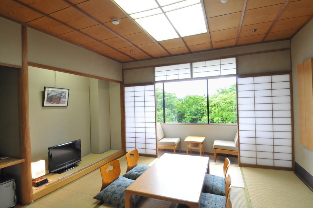 Gosho Nishi Kyoto Heian Hotel Zewnętrze zdjęcie